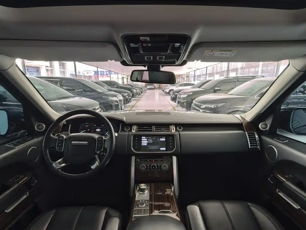 Land Rover Range Rover 2017 — фото 12