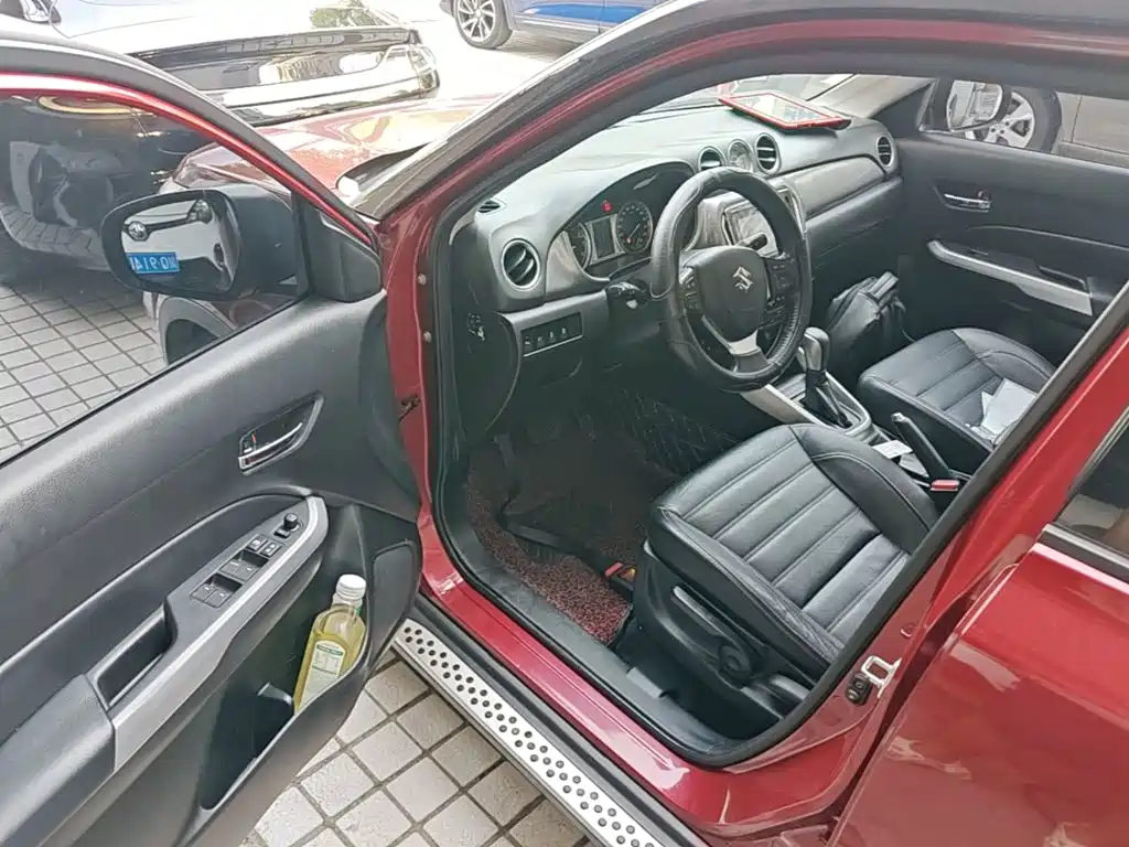 Suzuki Vitara 2016 — фото 16