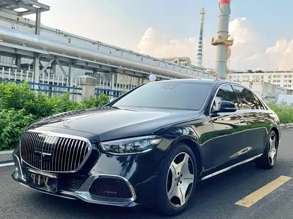 Mercedes-Benz S-Class 2023