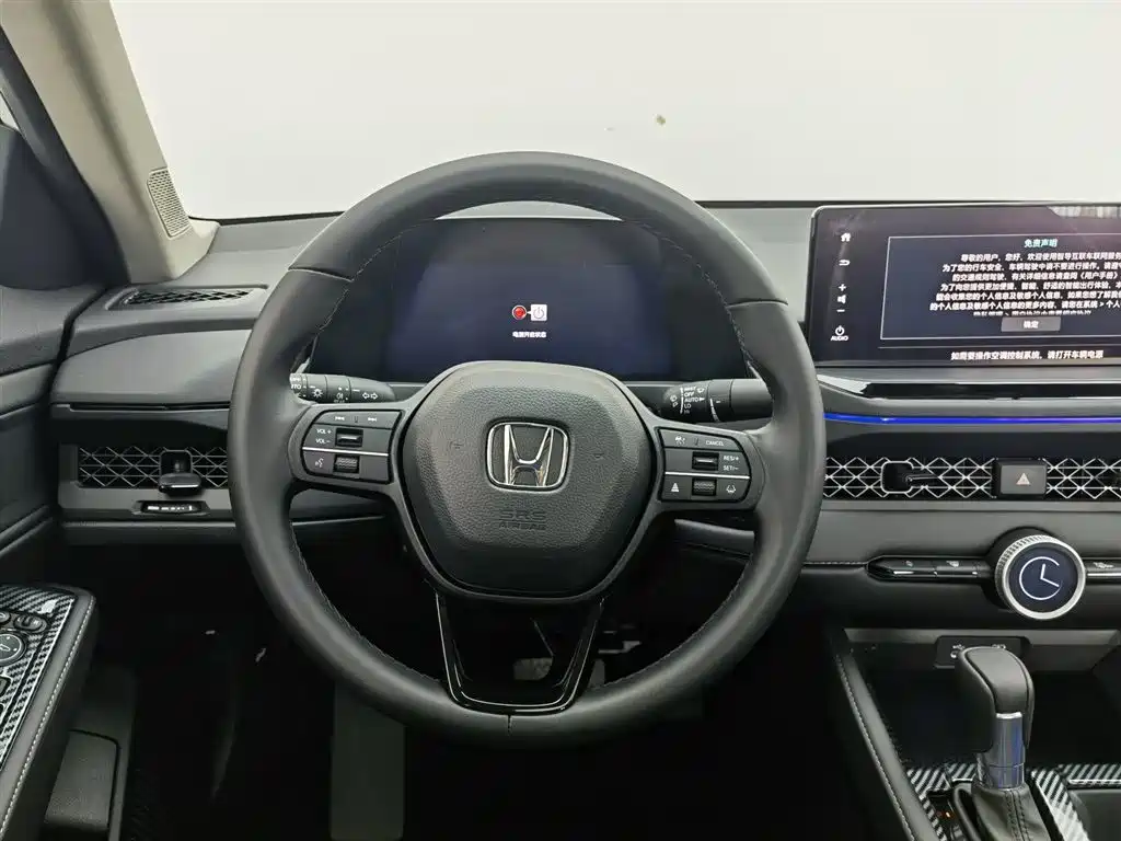 Honda Accord 2025 — фото 11