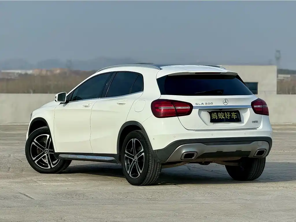 Mercedes-Benz GLA 2018 — фото 6
