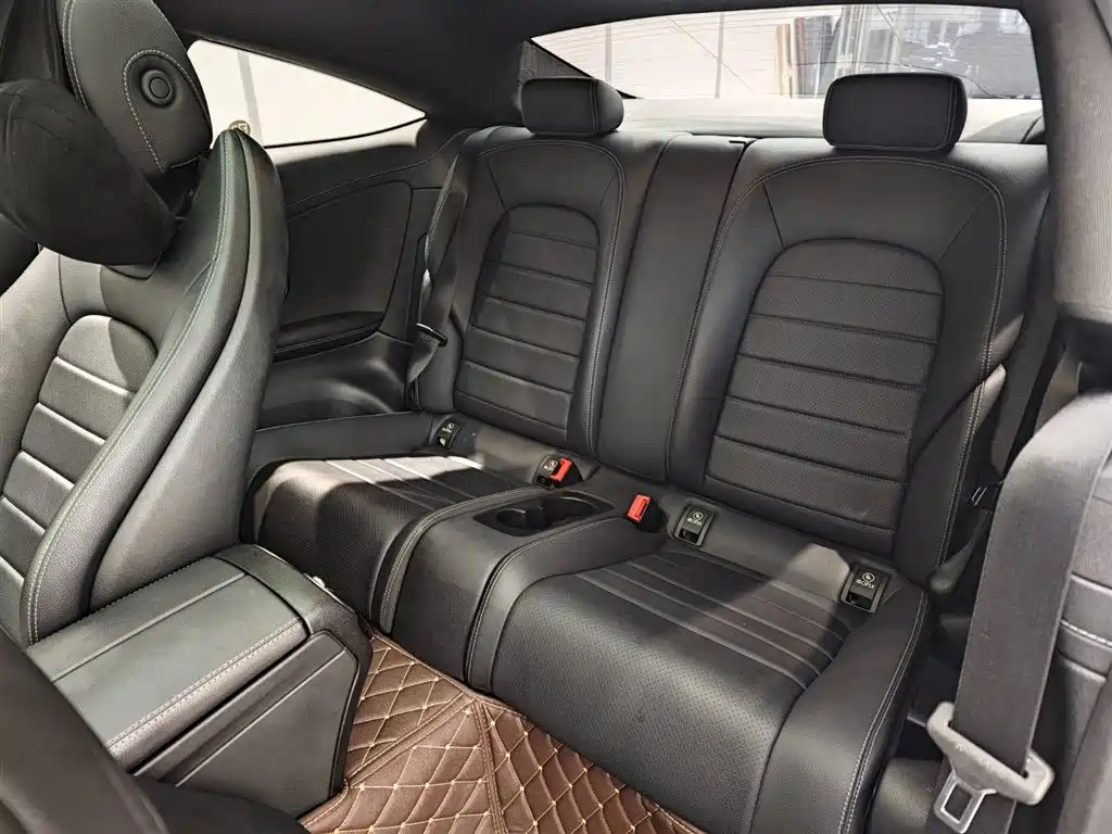 Mercedes-Benz C-Class 2020 — фото 12
