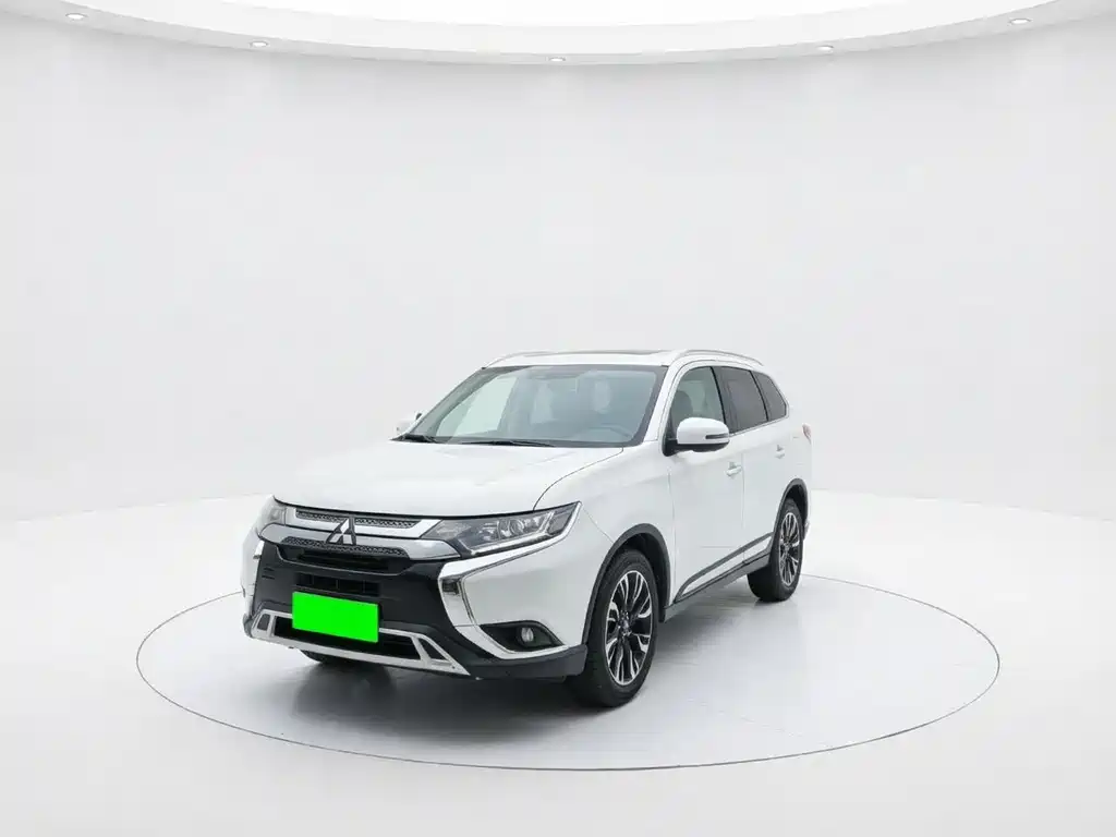 Mitsubishi Outlander 2020