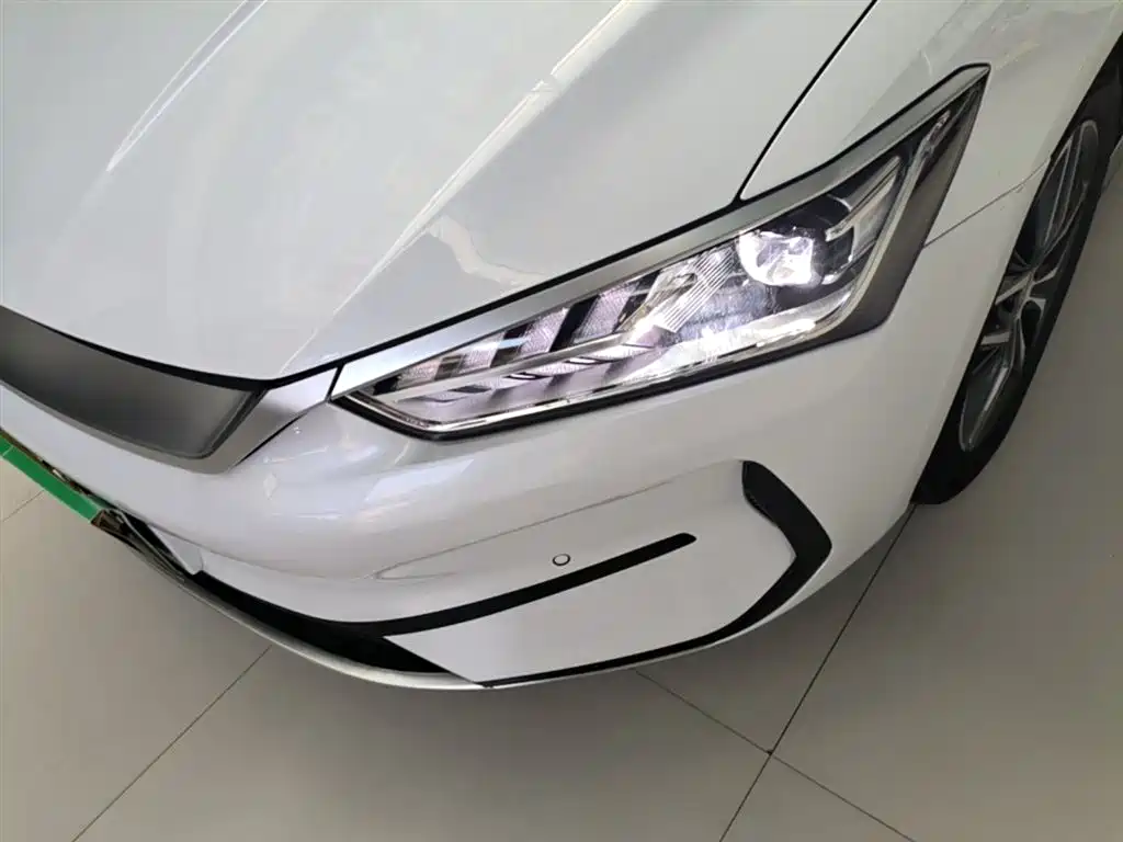 BYD Qin PLUS 2024 — фото 24