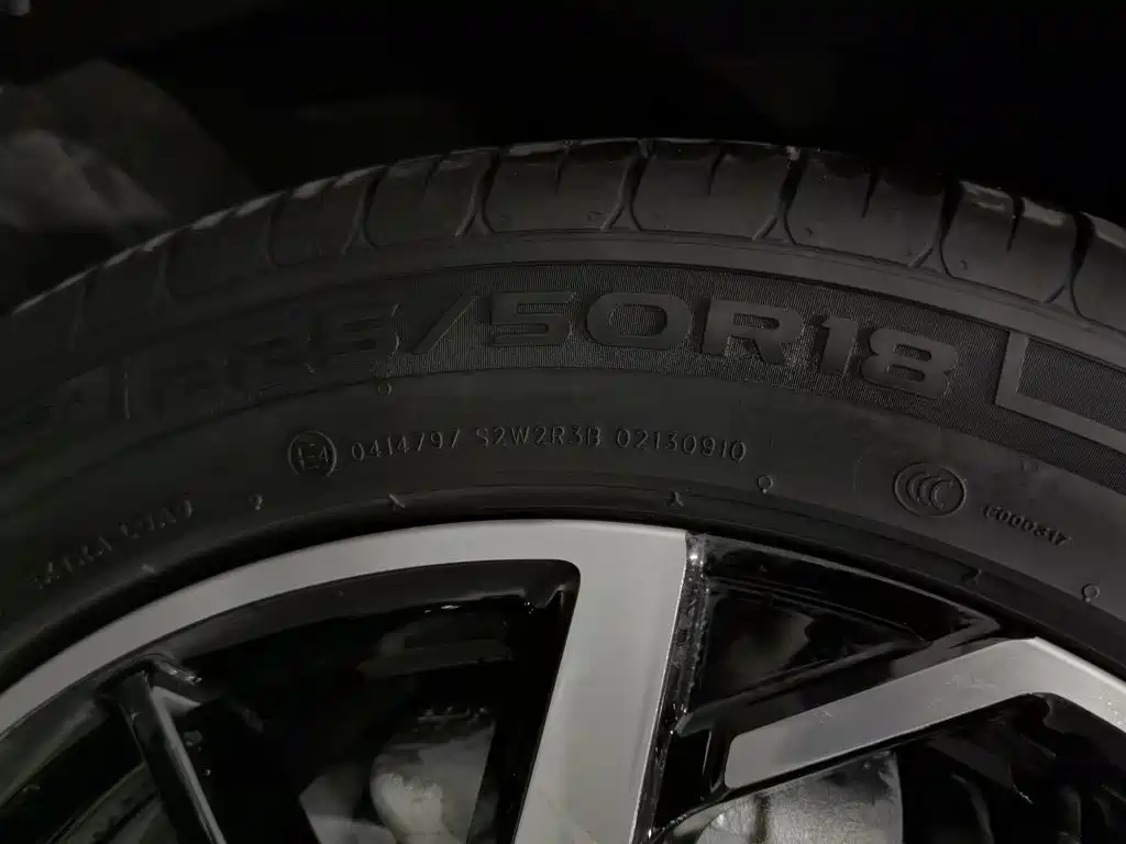 BYD Seal 07 DM-i 2026 — фото 24