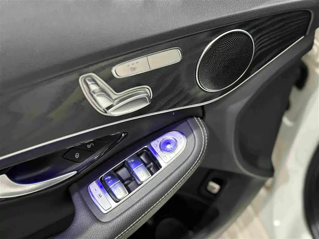 Mercedes-Benz C-Class 2021 — фото 12