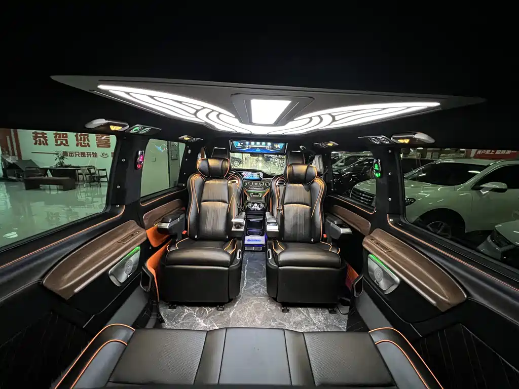 Mercedes-Benz Vito 2023 — фото 14