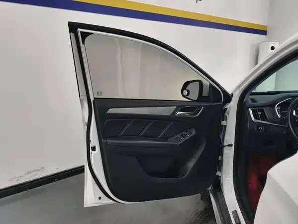 Roewe RX5 2018