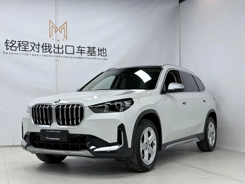 BMW X1 2024 — фото 1