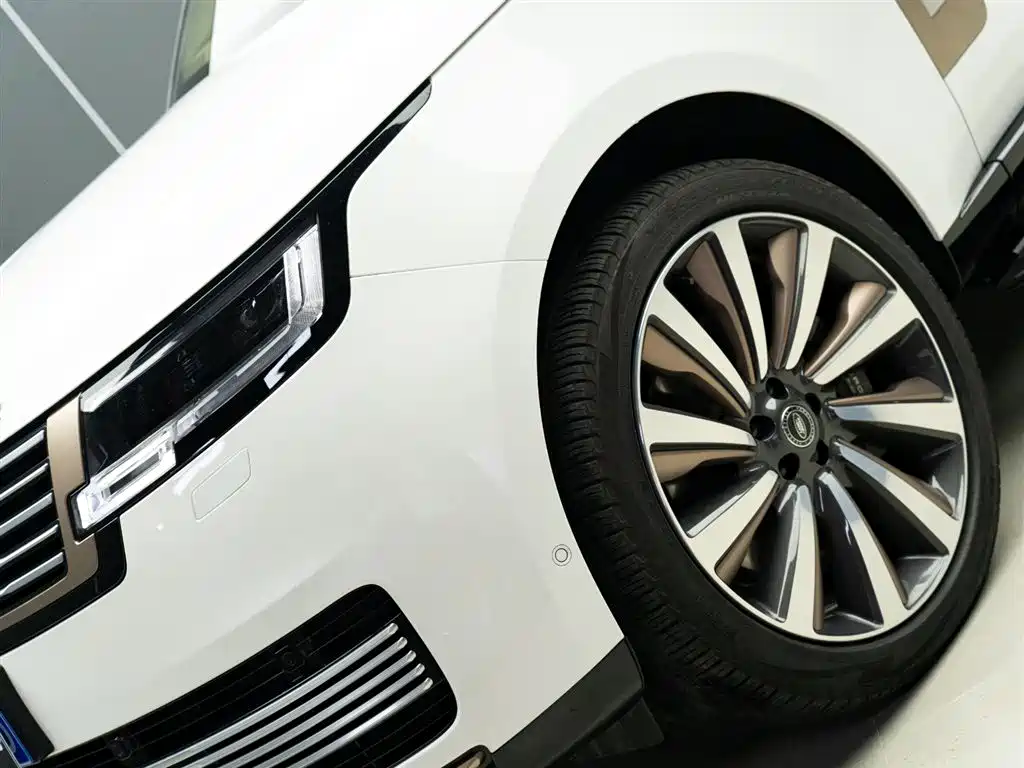 Land Rover Range Rover 2025