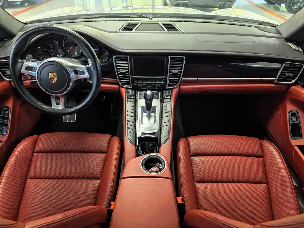 Porsche Panamera 2016 — фото 15