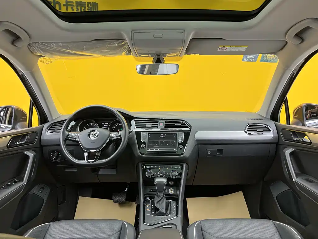 Volkswagen Tiguan L 2017 — фото 24