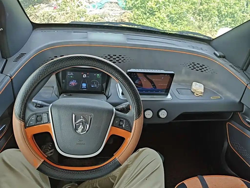 Baojun E100 2021