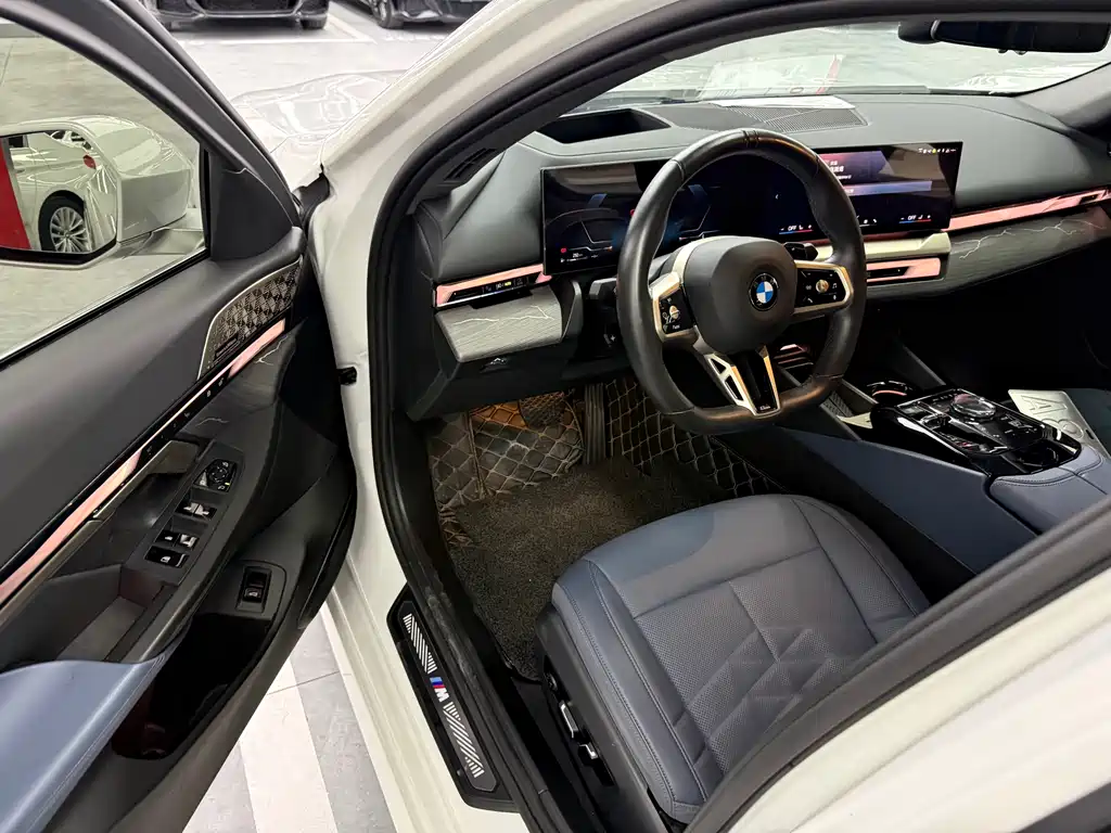 BMW 5 Series 2024