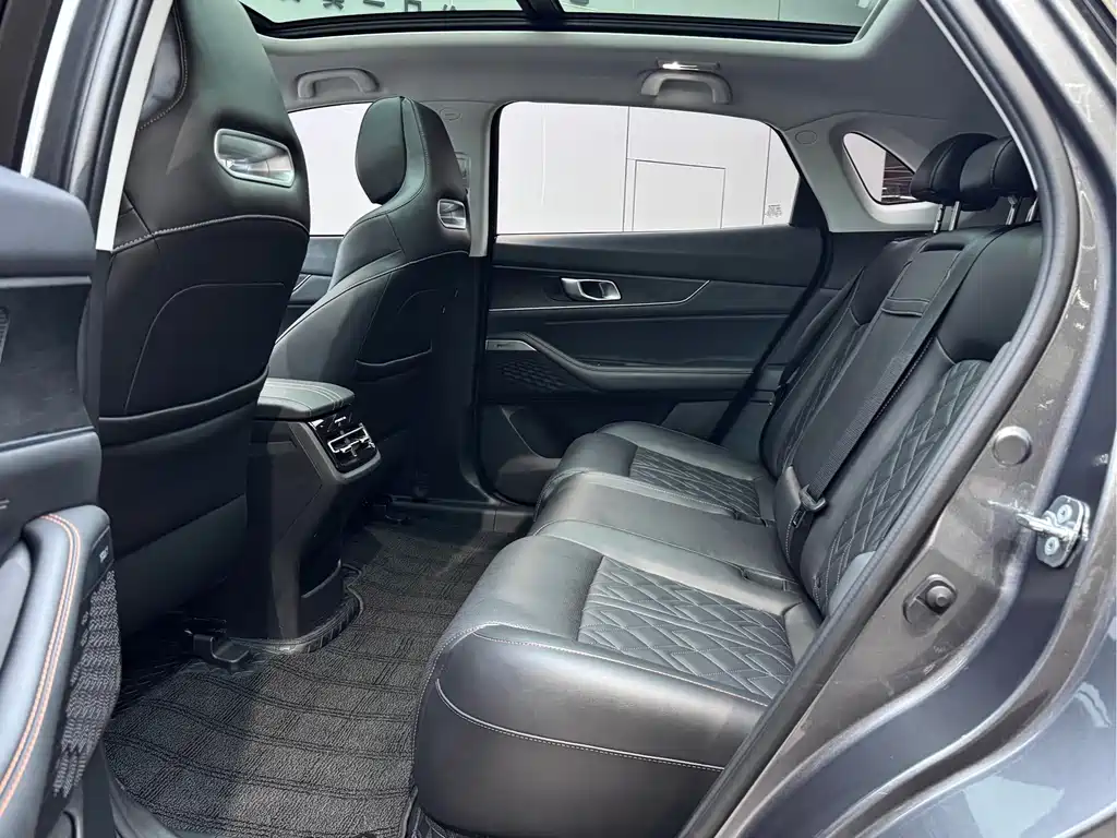Changan UNI-K Smart Electronic Idd 2022 — фото 10