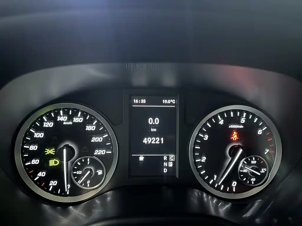 Mercedes-Benz Vito 2023