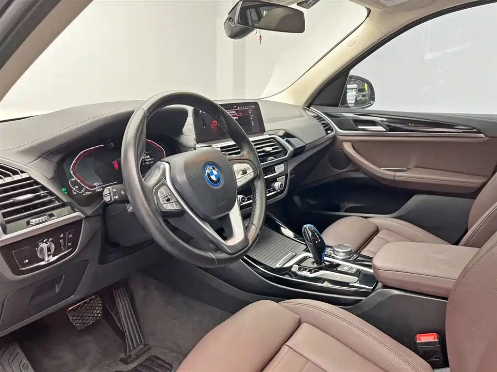 BMW iX3 2021 — фото 15