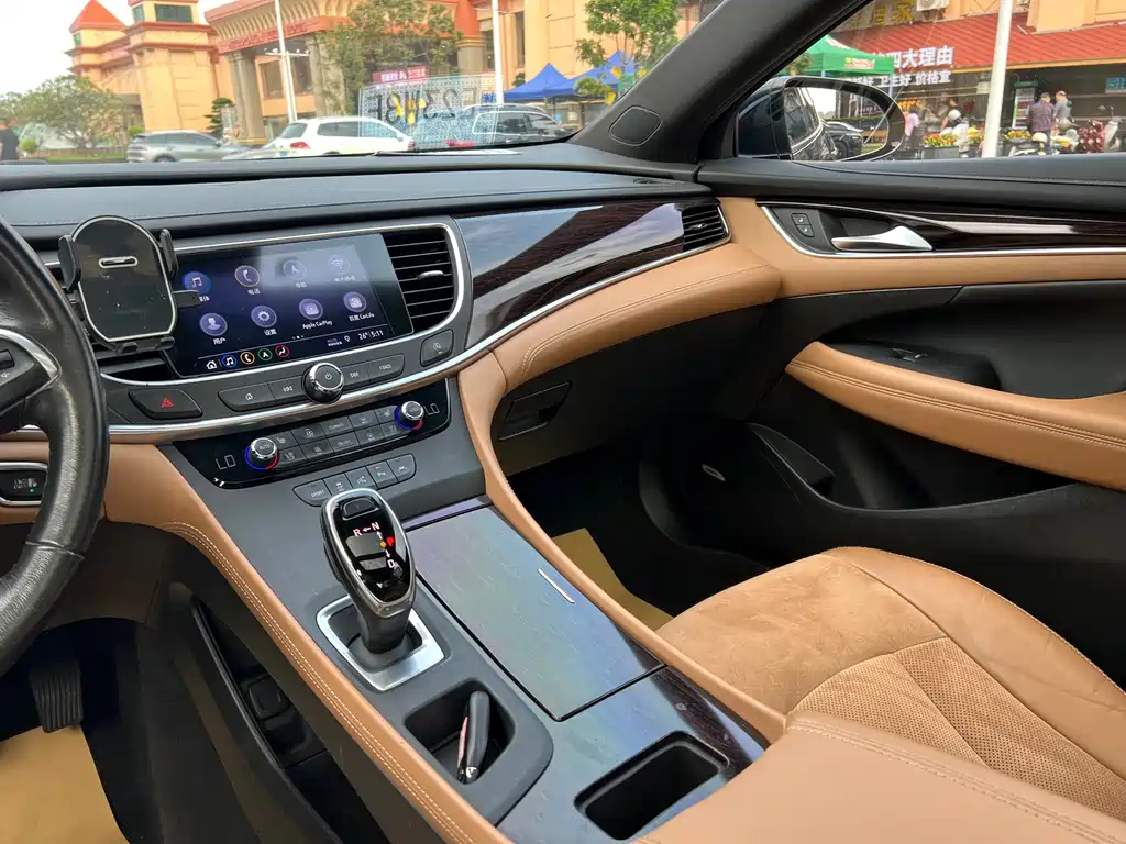 Buick LaCrosse 2020 — фото 16