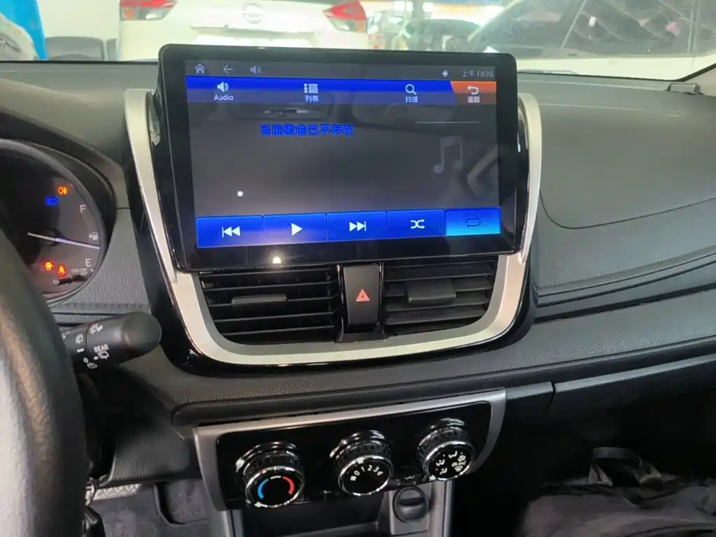 Toyota Vios FS 2017 — фото 13
