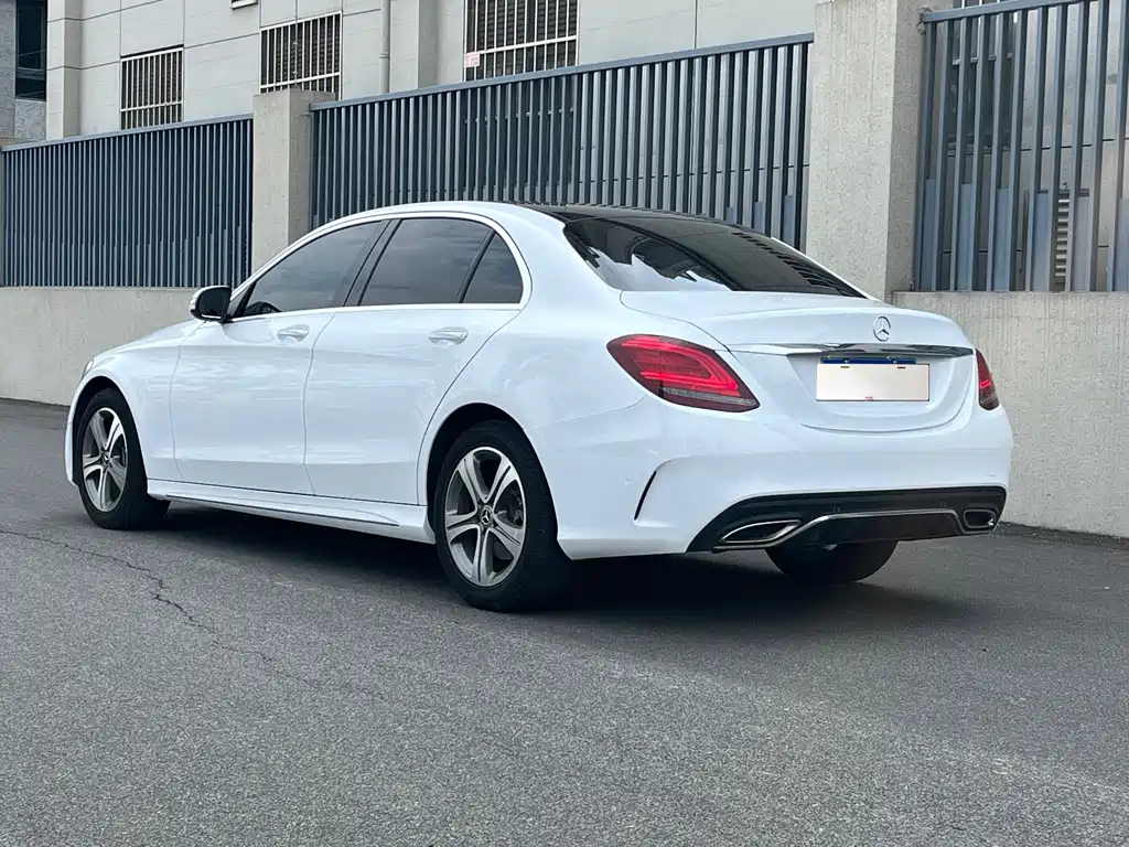 Mercedes-Benz C-Class 2020 — фото 4