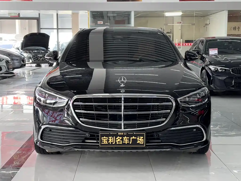 Mercedes-Benz S-Class 2025 — фото 1