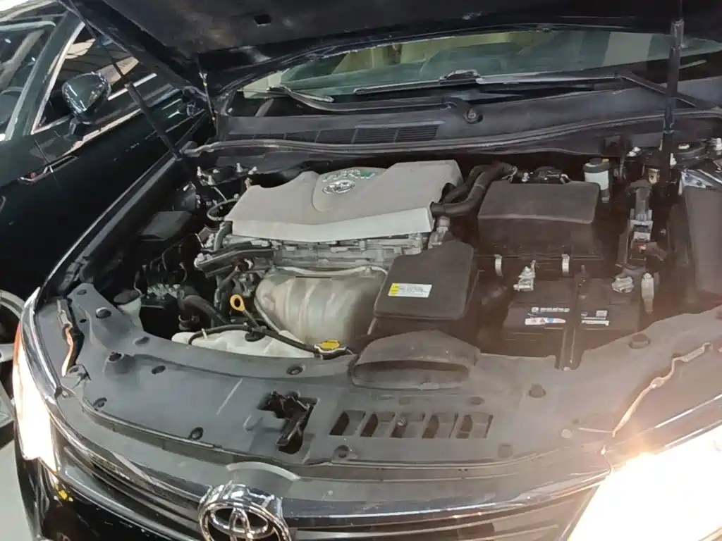 Toyota Camry 2016 — фото 16