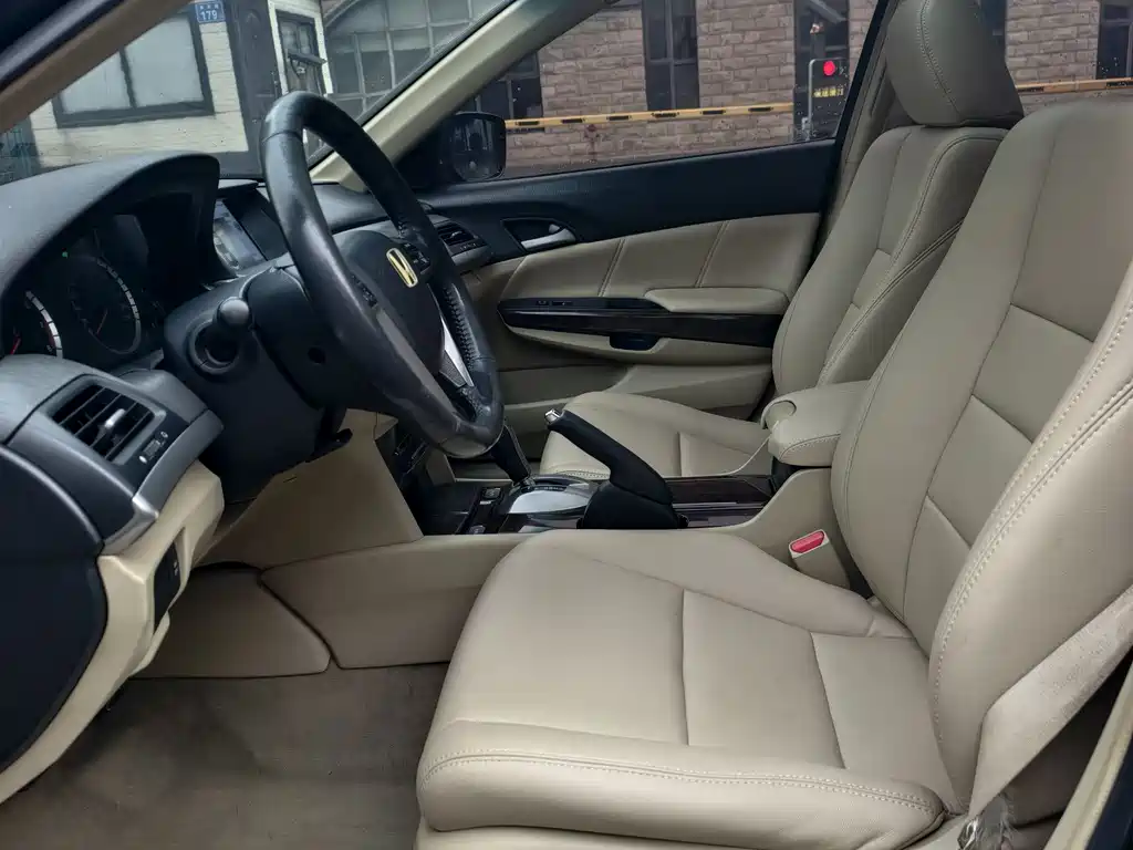 Honda Accord 2010