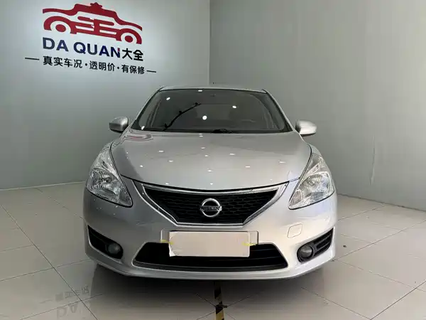 Nissan Tiida 2011