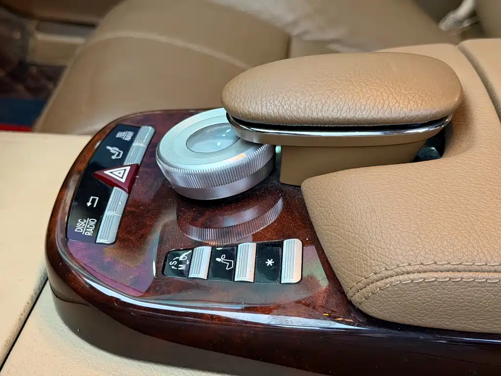 Mercedes-Benz S-Class 2008 — фото 20