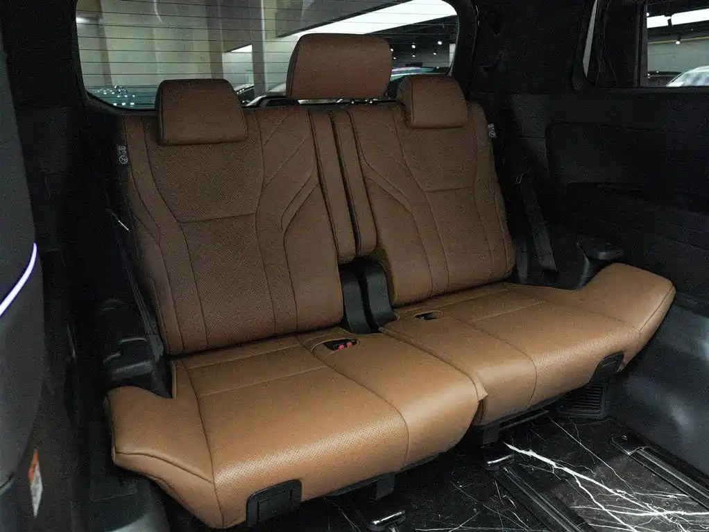 Toyota Alphard 2024 — фото 15