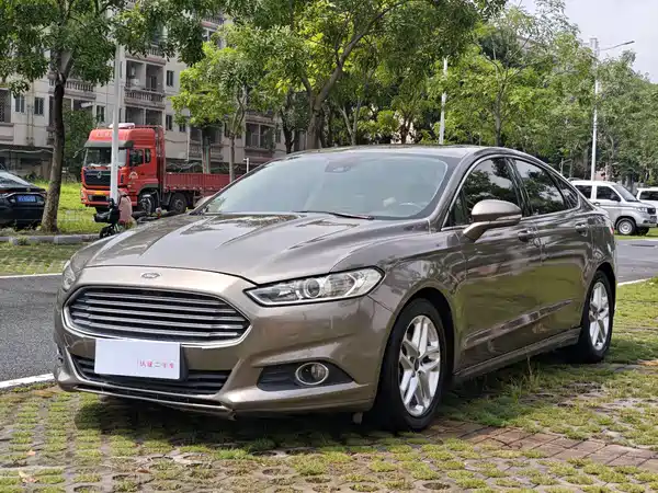 Ford Mondeo 2013
