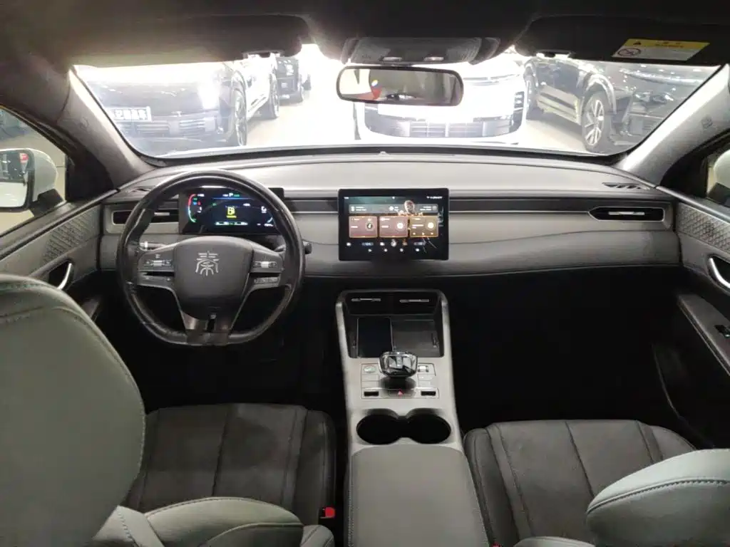 BYD Qin PLUS 2025 — фото 10