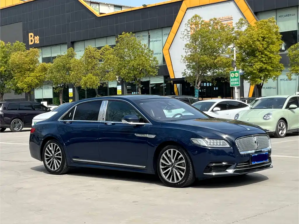 Lincoln Continental 2020 — фото 6