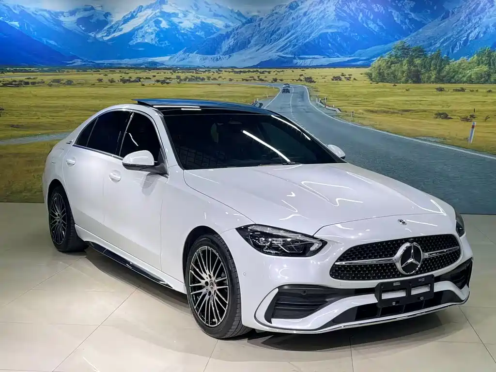 Mercedes-Benz C-Class 2023 — фото 2