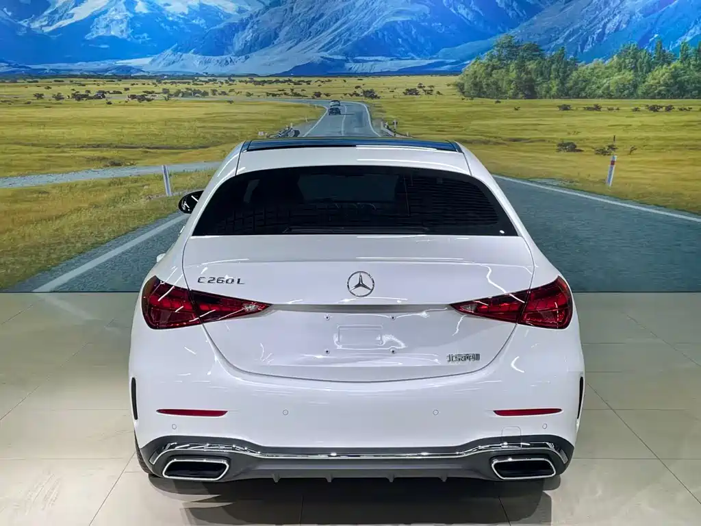 Mercedes-Benz C-Class 2023 — фото 6