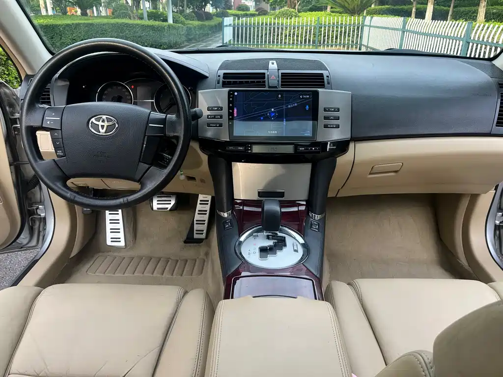 Toyota Reiz 2008