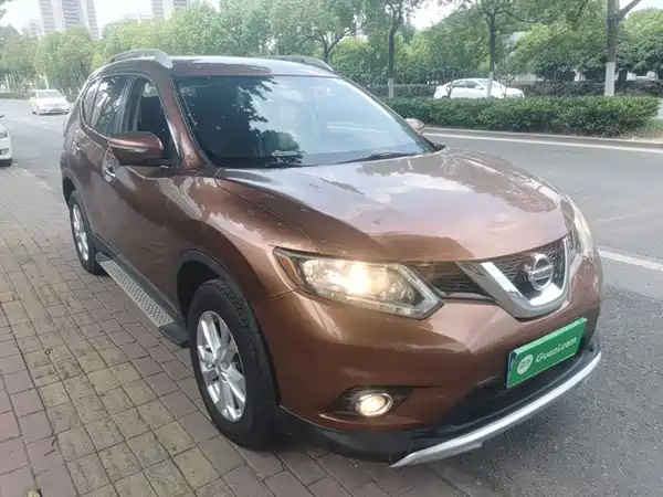 Nissan X-Trail 2015