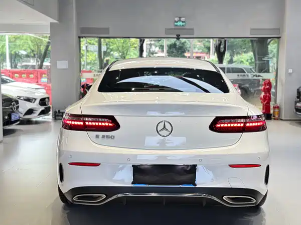 Mercedes-Benz E-Class 2024