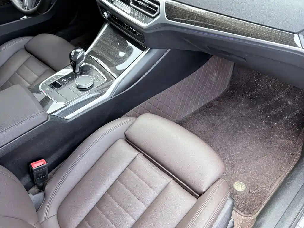 BMW 3 Series 2020 — фото 10
