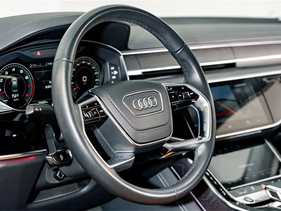 Audi A8 2023 — фото 10