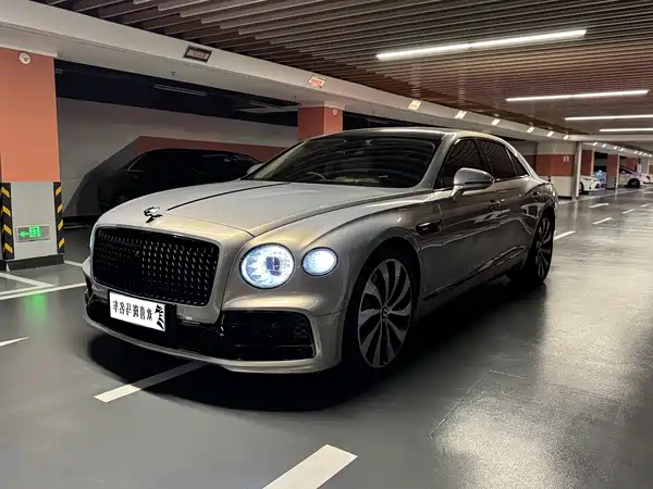 Bentley Flying Spur 2023