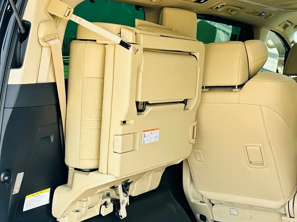 Toyota Vellfire 2021 — фото 39