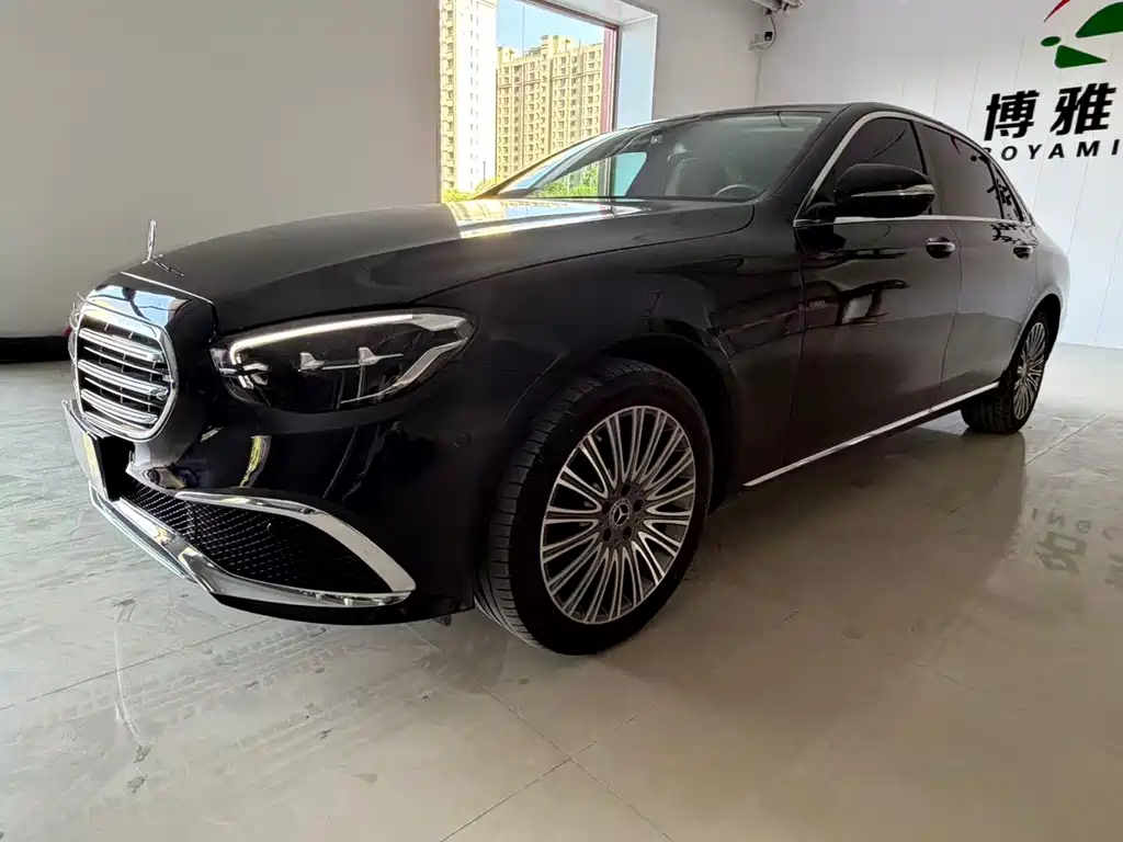 Mercedes-Benz E-Class 2022 — фото 3