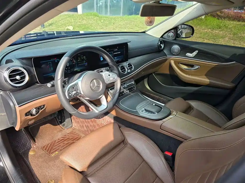 Mercedes-Benz E-Class 2020 — фото 5