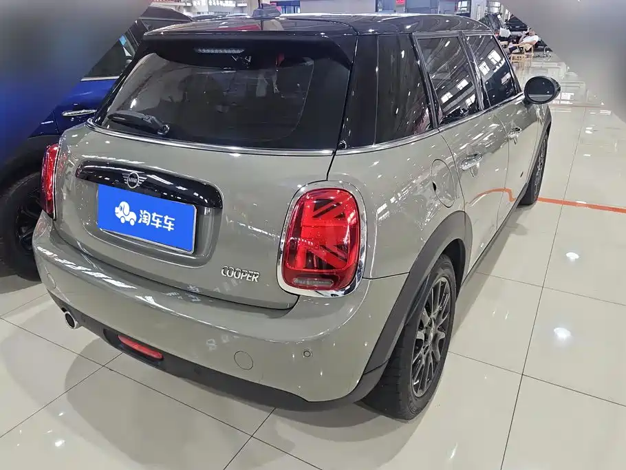 MINI MINI 2019