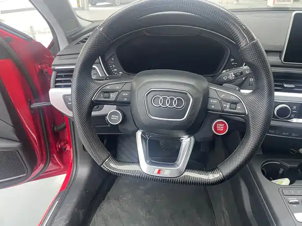 Audi A4 2017