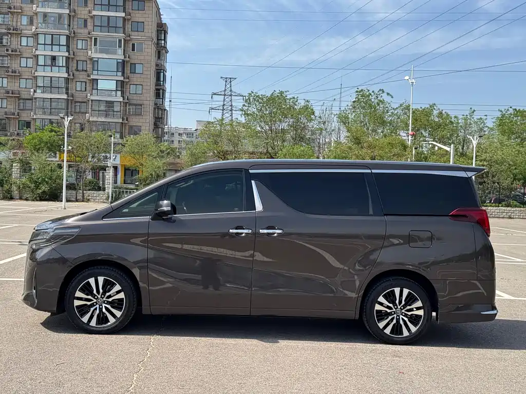 Toyota Alphard 2019 — фото 7