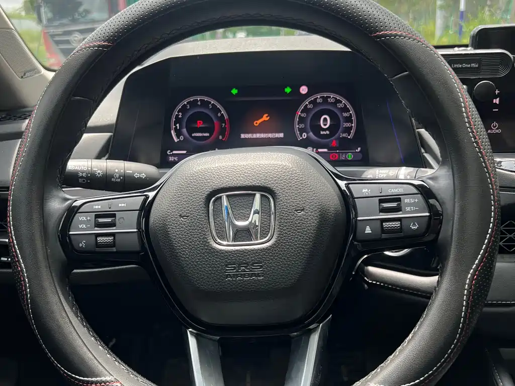 Honda Accord 2024 — фото 15