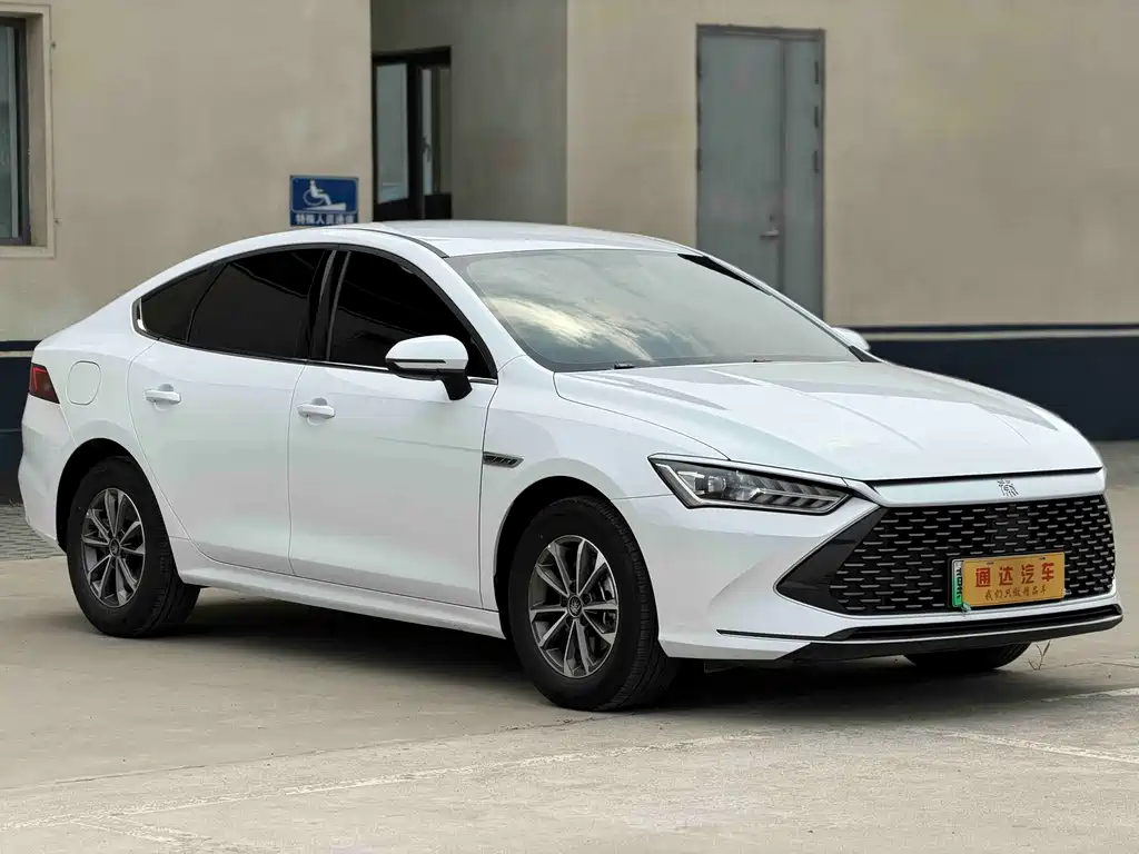 BYD Qin PLUS 2025 — фото 2
