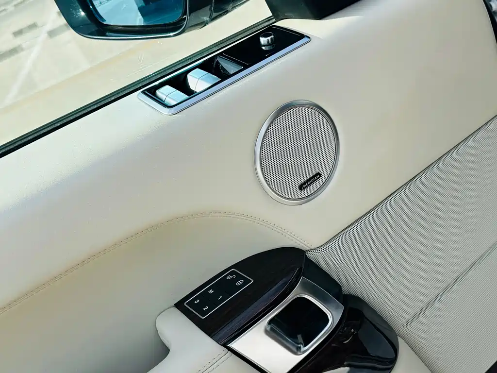Land Rover Range Rover 2016 — фото 14